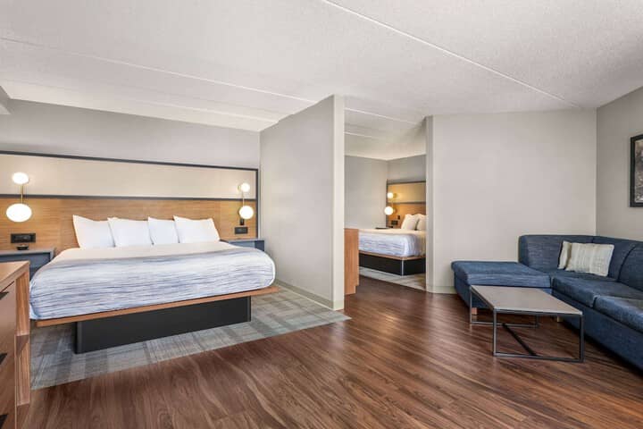 Room 17 of 55