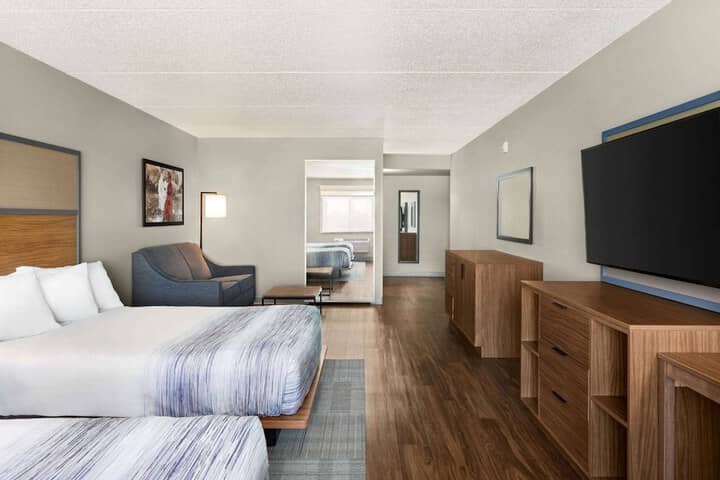 Room 15 of 55