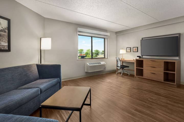 Room 16 of 55