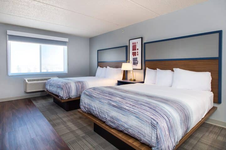 Room 4 of 55